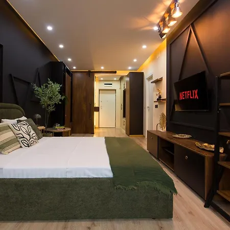 Old - 31b Apartment