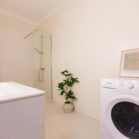 Old - 31b Apartment